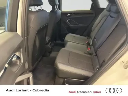 Photo 7 Audi Q3  35 TFSI 150ch Mild Hybrid S line S tronic 7