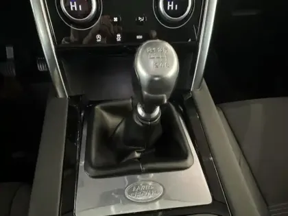 Photo 6 Land rover Discovery Sport  2.0 D 150ch Mark V