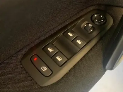 Photo 9 Peugeot 308  1.2 Puretech 110ch Style S&S 5p