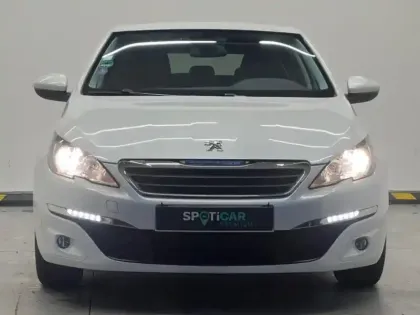 Photo 16 Peugeot 308  1.2 Puretech 110ch Style S&S 5p