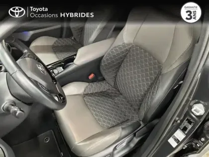 Photo 10 Toyota C-HR  184h Distinctive 2WD E-CVT MY22