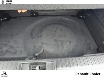 Photo 14 Renault Captur  1.6 E-Tech hybride 145ch Techno