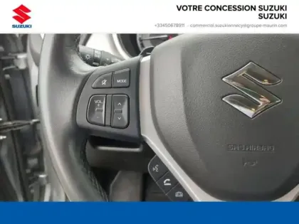 Photo 11 Suzuki Vitara  1.5 Dualjet Hybrid 115ch Privilège Auto Allgrip