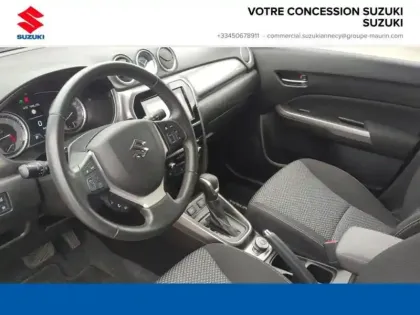 Photo 8 Suzuki Vitara  1.5 Dualjet Hybrid 115ch Privilège Auto Allgrip