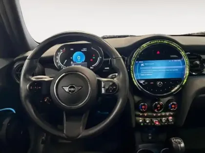 Photo 24 Mini Mini  5 Portes Cooper 136ch  Edition Greenwich