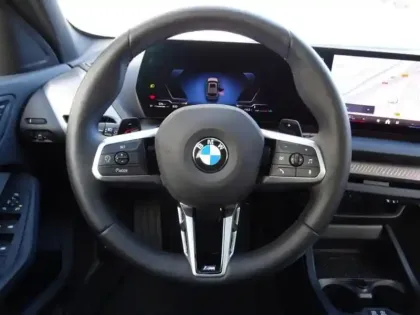 Photo 7 BMW Serie 1 Série 1 120A 170ch M Sport DKG7