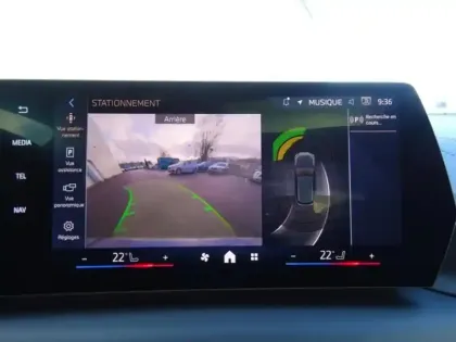 Photo 14 BMW Serie 1 Série 1 120A 170ch M Sport DKG7