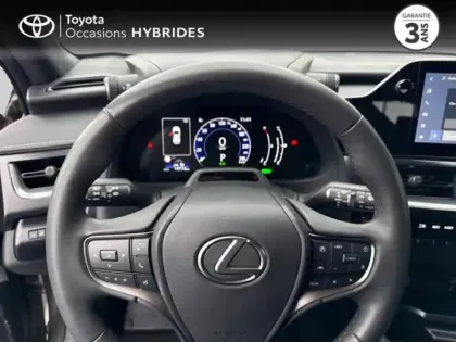 Photo 12 Lexus UX  300h F SPORT Design 2WD MC25