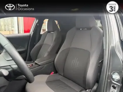 Photo 10 Toyota C-HR  2.0 Hybride Rechargeable 225ch Design NG23