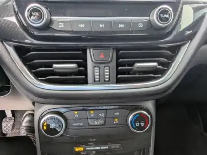 Photo 11 Ford Puma  1.0 Flexifuel 125ch S&S mHEV Titanium