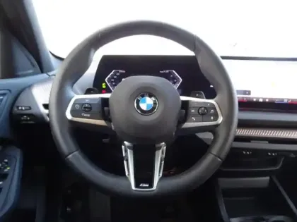 Photo 7 BMW Serie 1 Série 1 120A 170ch M Sport DKG7