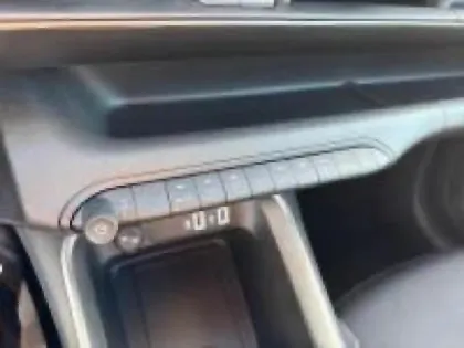 Photo 5 Jeep Avenger  1.2 Turbo T3 100ch Altitude