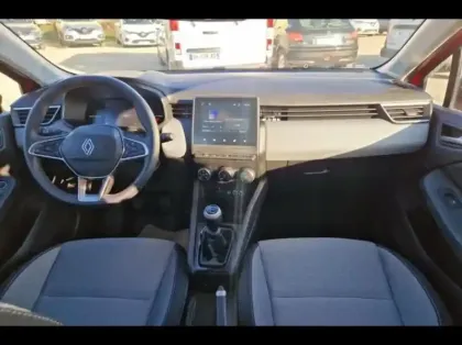 Photo 8 Renault Clio  1.5 Blue dCi 100ch Evolution - 24