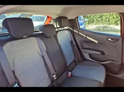 Photo 10 Renault Clio  1.5 Blue dCi 100ch Evolution - 24