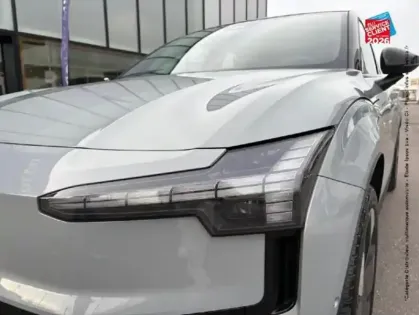 Photo 12 Volvo Ex30  Single Extended Range 272ch Ultra