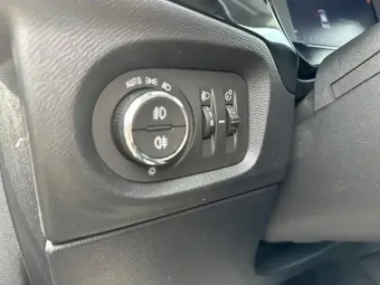 Photo 12 Opel Corsa  1.2 Turbo 100ch Elegance