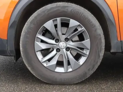 Photo 11 Peugeot 2008  1.2 PureTech 100ch S&S Style