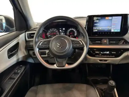 Photo 6 Suzuki Swift  1.2 Hybrid 83ch Avantage