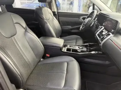 Photo 10 Kia Sorento Gén. IV Ph1 Design 5