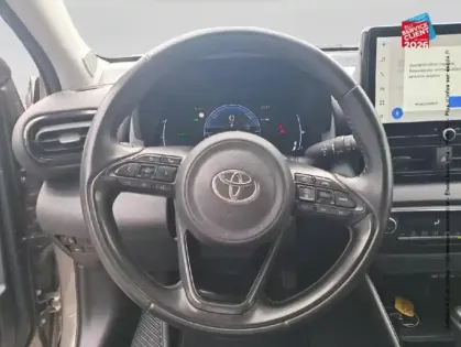 Photo 11 Toyota Yaris  116h Design 5p MC24