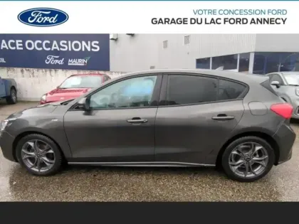 Photo 8 Ford Focus  1.0 EcoBoost 125ch ST-Line