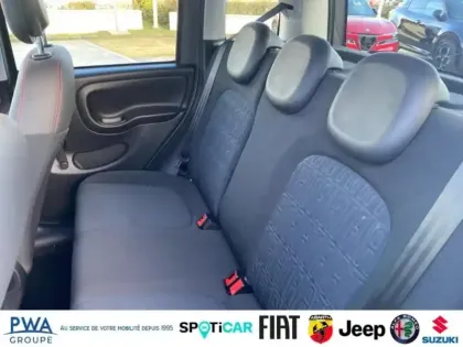 Photo 9 Fiat Panda  1.0 70ch BSG S&S (RED)