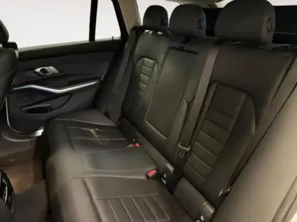Photo 12 BMW Serie 3 Série 3 Touring 330eA xDrive 292ch Luxury