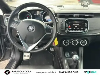 Photo 13 Alfa Romeo Giulietta  1.6 JTDm 120ch Executive Stop&Start