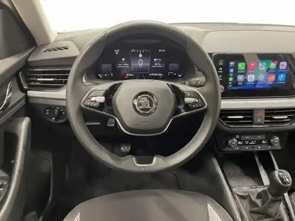 Photo 10 Skoda Kamiq  1.0 TSI Evo 2 95 ch BVM5