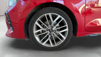 Photo 10 Kia Rio  1.0 T-GDi 100 ch MHEV iBVM6