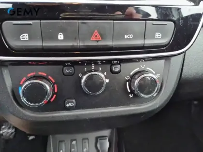 Photo 15 Dacia Spring 