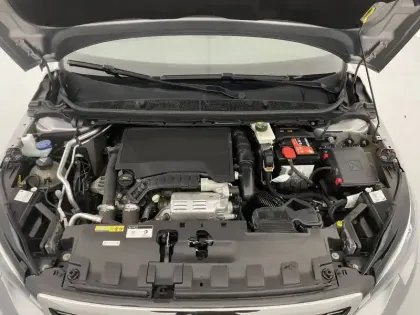 Photo 20 Peugeot 308  PureTech 130ch S&S EAT8