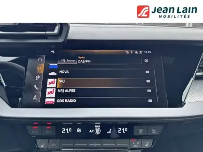 Photo 15 Audi A3  Sportback TFSI e Hybride rechargeable 272 S tronic 6