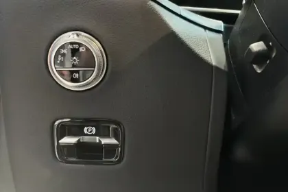 Photo 28 Mercedes Classe GLC Gén. II (X254) Ph1 AMG Line + 5