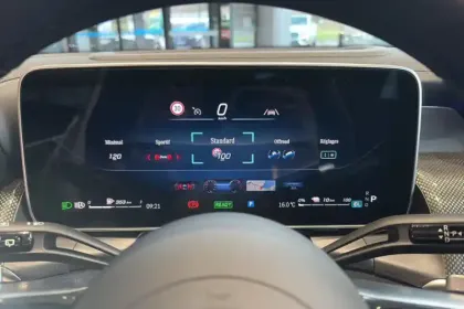 Photo 111 Mercedes Classe GLC GLC 300 de Hybrid EQ 9G-Tronic 4Matic