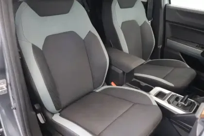 Photo 16 Dacia Duster  Hybrid 140