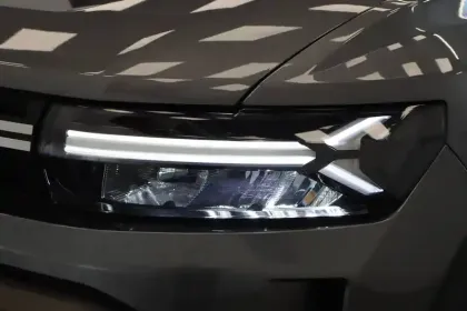 Photo 42 Dacia Duster  Hybrid 140