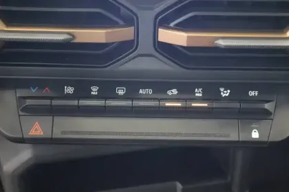 Photo 67 Dacia Duster  Hybrid 140