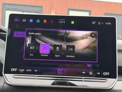 Photo 23 Volkswagen Golf  1.5 eTSI EVO2 150 DSG7