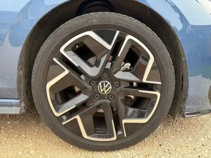 Photo 34 Volkswagen Golf  1.5 eTSI EVO2 150 DSG7