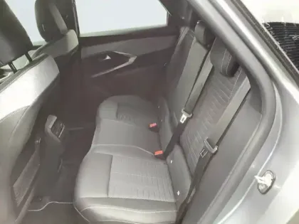 Photo 35 Peugeot 3008  Hybrid 145 e-DCS6