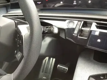 Photo 19 Peugeot 3008  Hybrid 145 e-DCS6