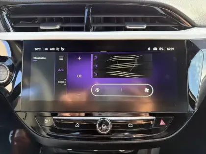 Photo 17 Opel Corsa  1.2 Turbo Hybrid 145 ch e-DCT6