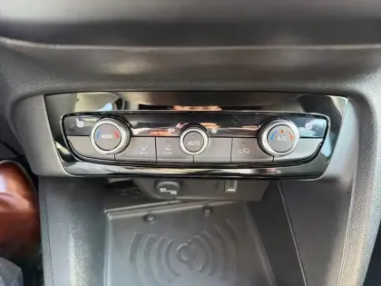 Photo 23 Opel Corsa  1.2 Turbo Hybrid 145 ch e-DCT6