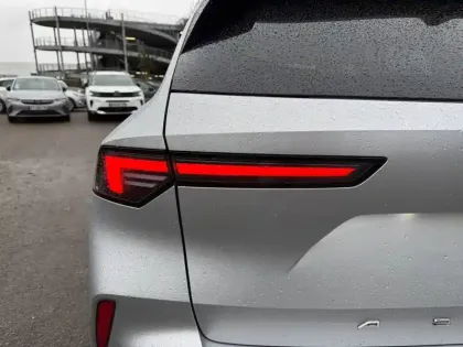 Photo 16 Opel Astra  Sports Tourer 1.5 Diesel 130 ch BVA8