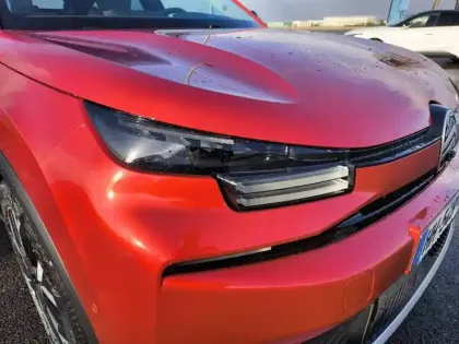 Photo 15 Citroën C4 e- 156 ch autonomie étendue