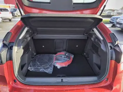 Photo 5 Citroën C4 e- 156 ch autonomie étendue