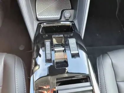 Photo 13 Citroën C4 e- 156 ch autonomie étendue