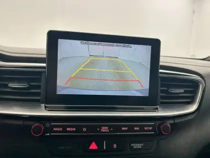 Photo 28 Kia Ceed Gén. III Ph1 GT Line 5