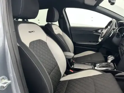 Photo 22 Kia Ceed Gén. III Ph1 GT Line 5